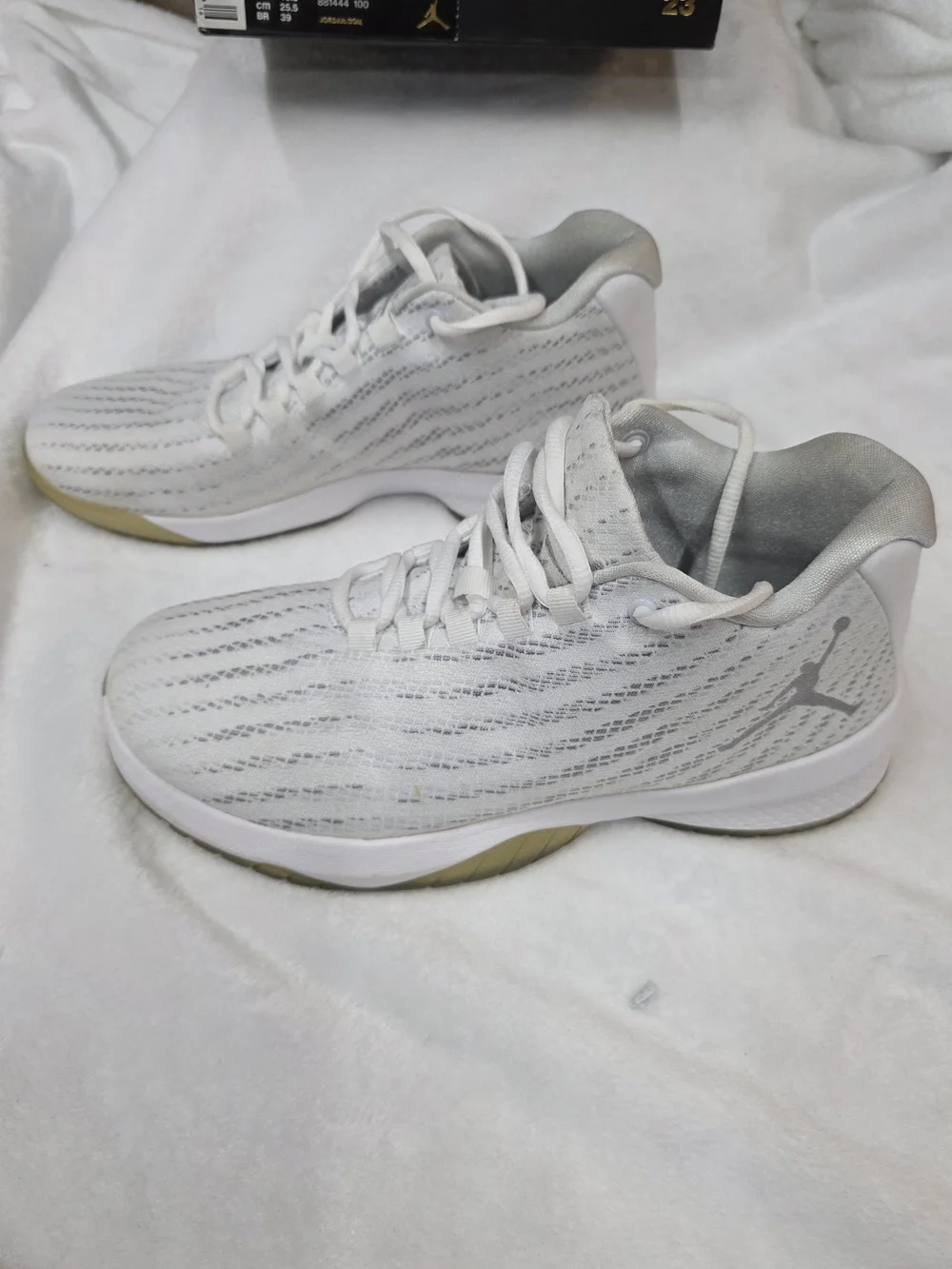 Nike Jordan B. Fly White Basketball Shoes